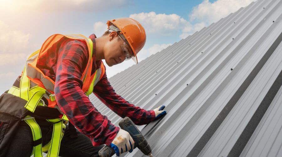 Owens Corning roofing contractor in Riley, KS